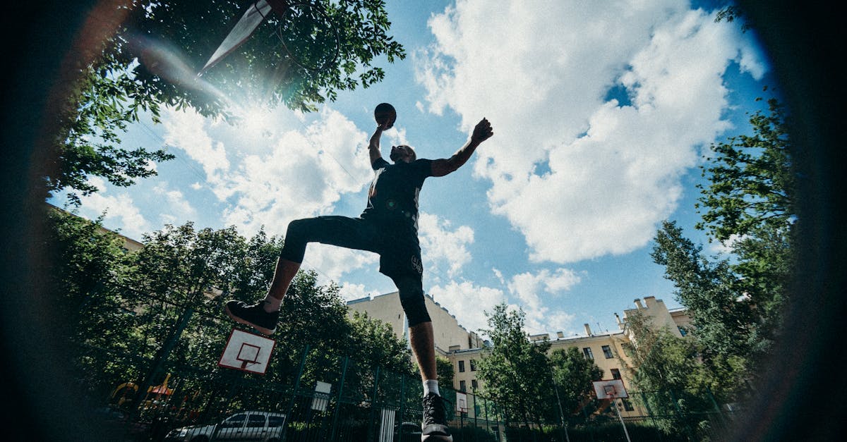 San Antonio Spurs and Oklahoma City Thunder players in action during NBA game at Paycom Center