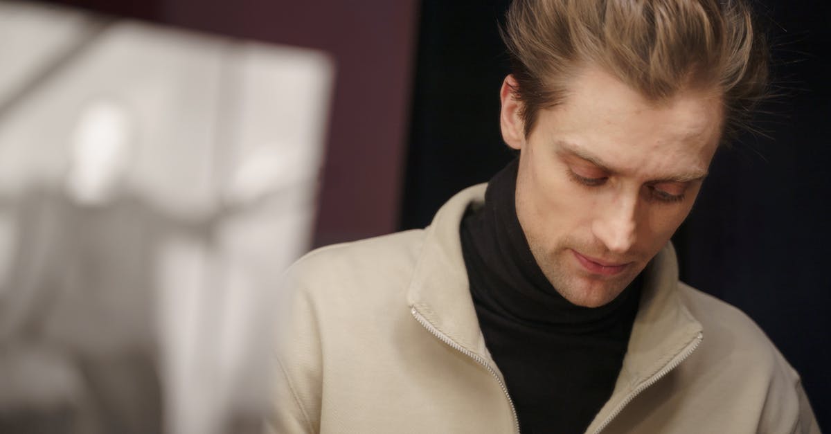 Headshot of actor Timothy Busfield