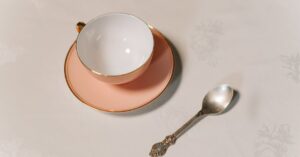 Bonobo Kanzi Plays Pretend Tea Party in New Study