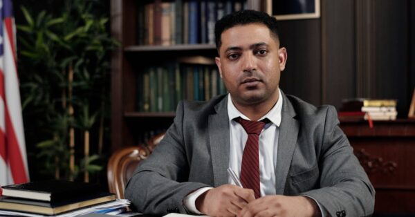 Portrait of Congressman Daniel Meuser from Pennsylvania