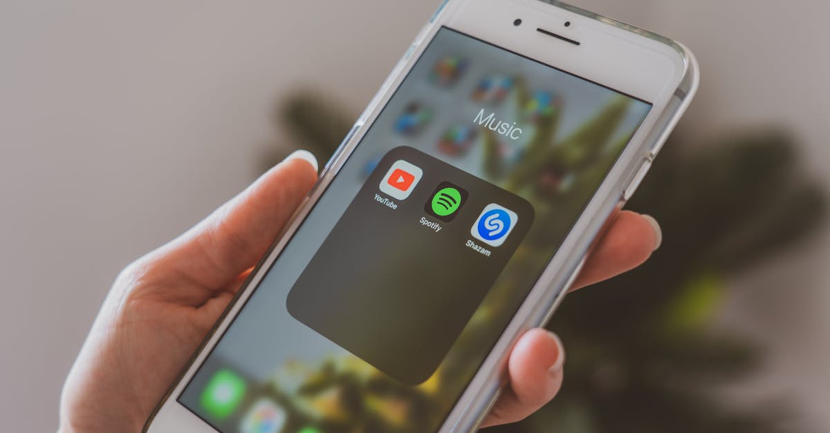 Mobile phone screen showing Musicboard app error message during outage